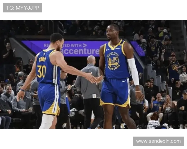 Siegel曝勇士总经理邓利维坚守底线拒低价送走库明加